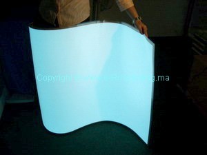 une feuille luminescente vierge